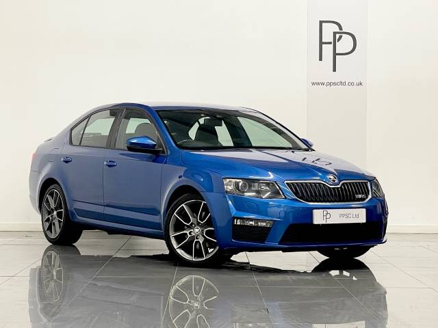 Skoda Octavia 2.0 TDI CR vRS 5dr Hatchback Diesel Blue