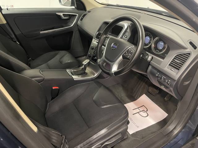 2012 Volvo XC60 2.4 D4 [163] SE 5dr AWD Geartronic