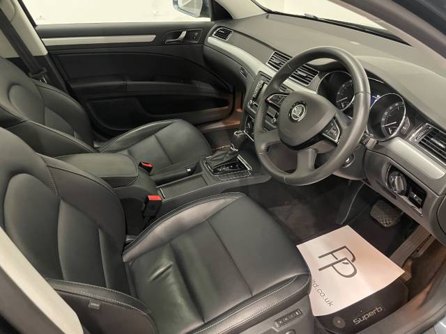2015 Skoda Superb 1.8 TSI Elegance 5dr DSG