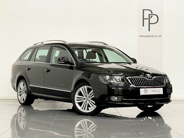 Skoda Superb 2.0 TDI CR 170 Elegance 5dr DSG Estate Diesel Black