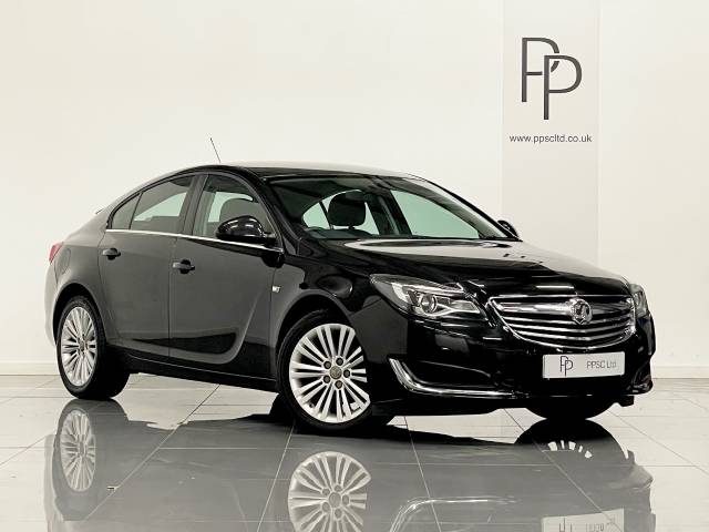 Vauxhall Insignia 2.0 CDTi ecoFLEX Energy 5dr [Start Stop] Hatchback Diesel Black