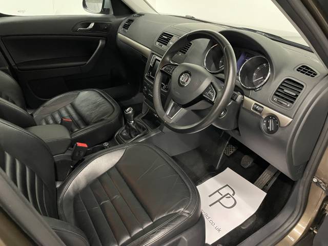 2017 Skoda Yeti Outdoor 1.2 TSI [110] SE L 5dr