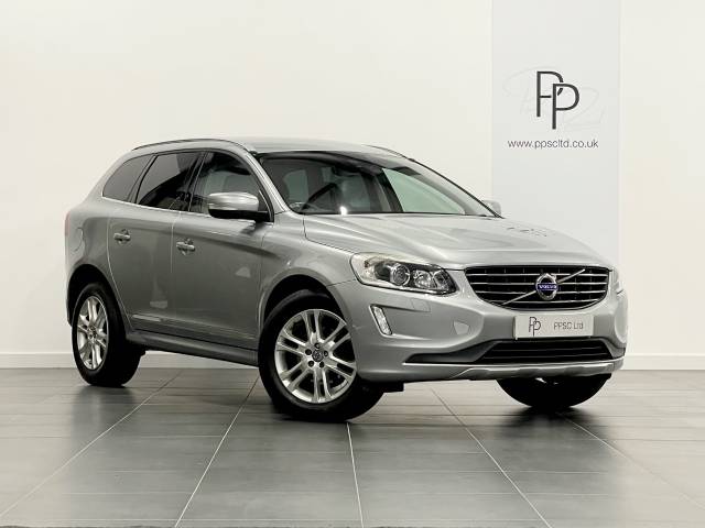 Volvo XC60 2.4 D5 [220] SE Lux Nav 5dr AWD Geartronic Estate Diesel Silver