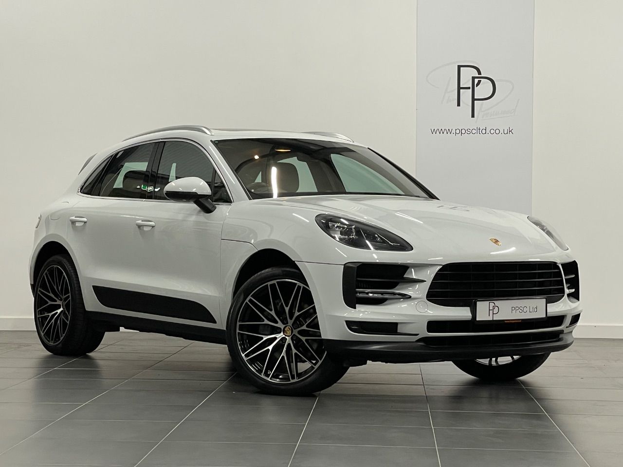 2020 Porsche Macan
