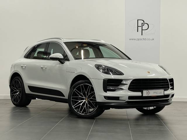 Porsche Macan 3.0 S 5dr PDK Estate Petrol White