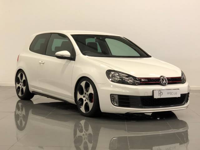 Volkswagen Golf 2.0 TSI GTI 3dr [Leather] Hatchback Petrol Candy White
