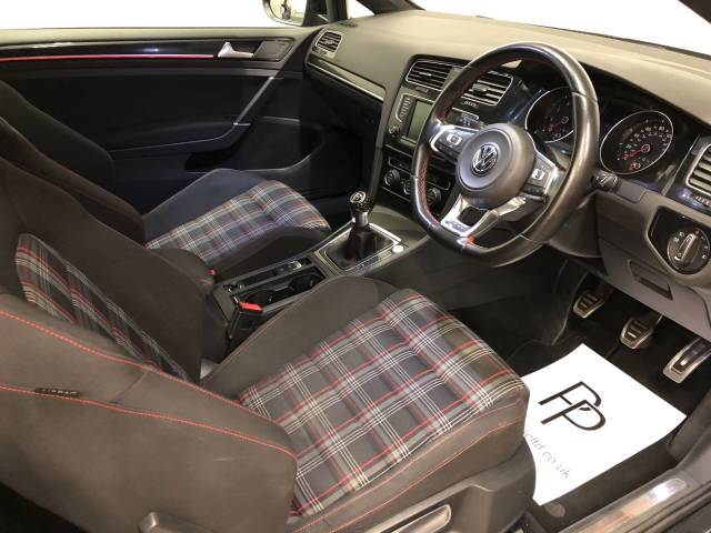 2015 Volkswagen Golf 2.0 TSI GTI 3dr [Performance Pack]